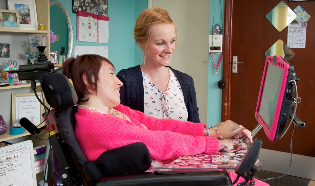 Using Augmentative and Alternative Communication (AAC) Apps with Adaptive Switches